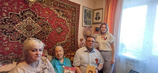 Администрация ГБУ ТО Фармации поздравила ветерана и нашего бывшего сотрудника - Кирееву Лидию Сергеевну